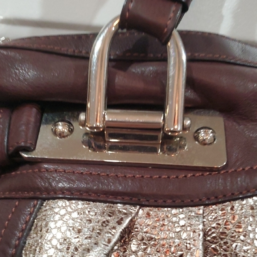 B. Makowsky Metallic and Brown Heavy Shoulder Bag 2 Outside Pockets 12 X16 - Picture 2 of 16